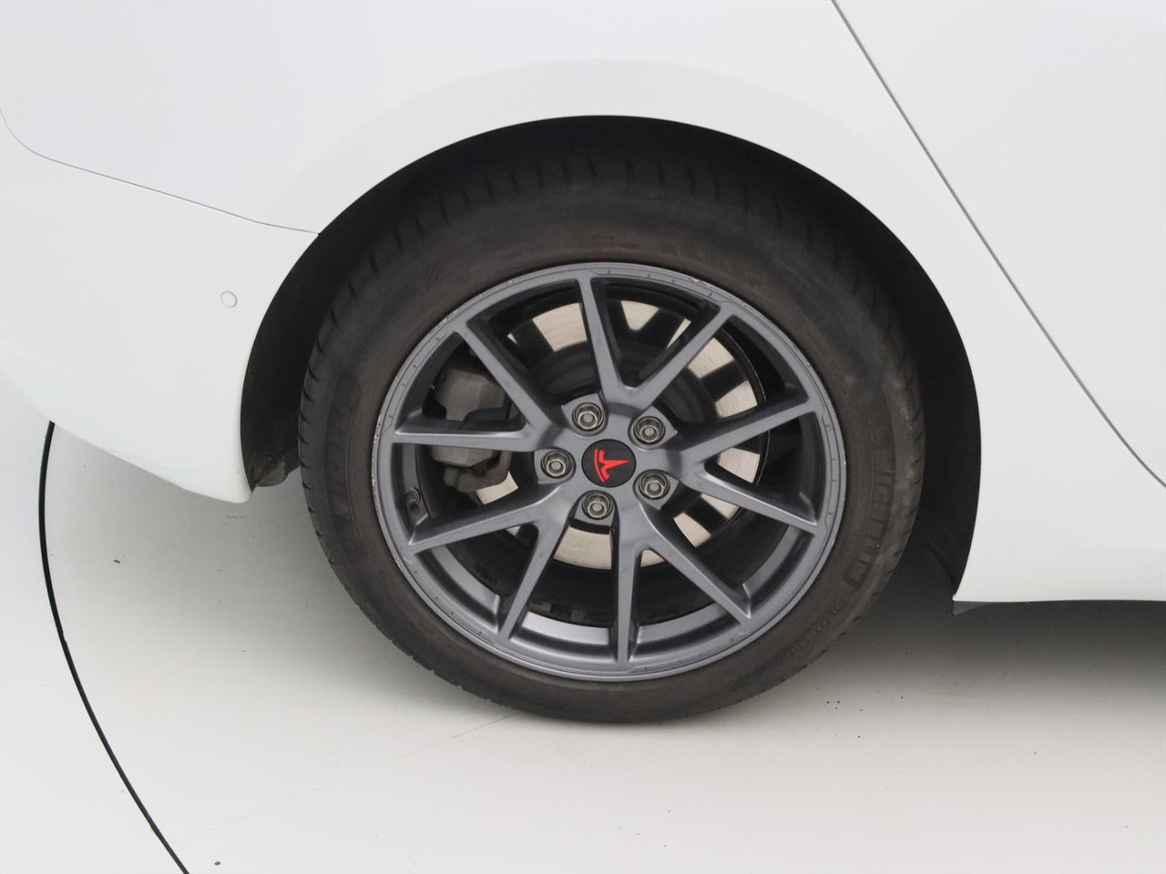 Tesla Model 3 Long-Range AWD 351pk 75 kWh UPGRADE [ WIT LEDER+RYZEN AMD+WARMTEPOMP+AUTOPILOT ] 11