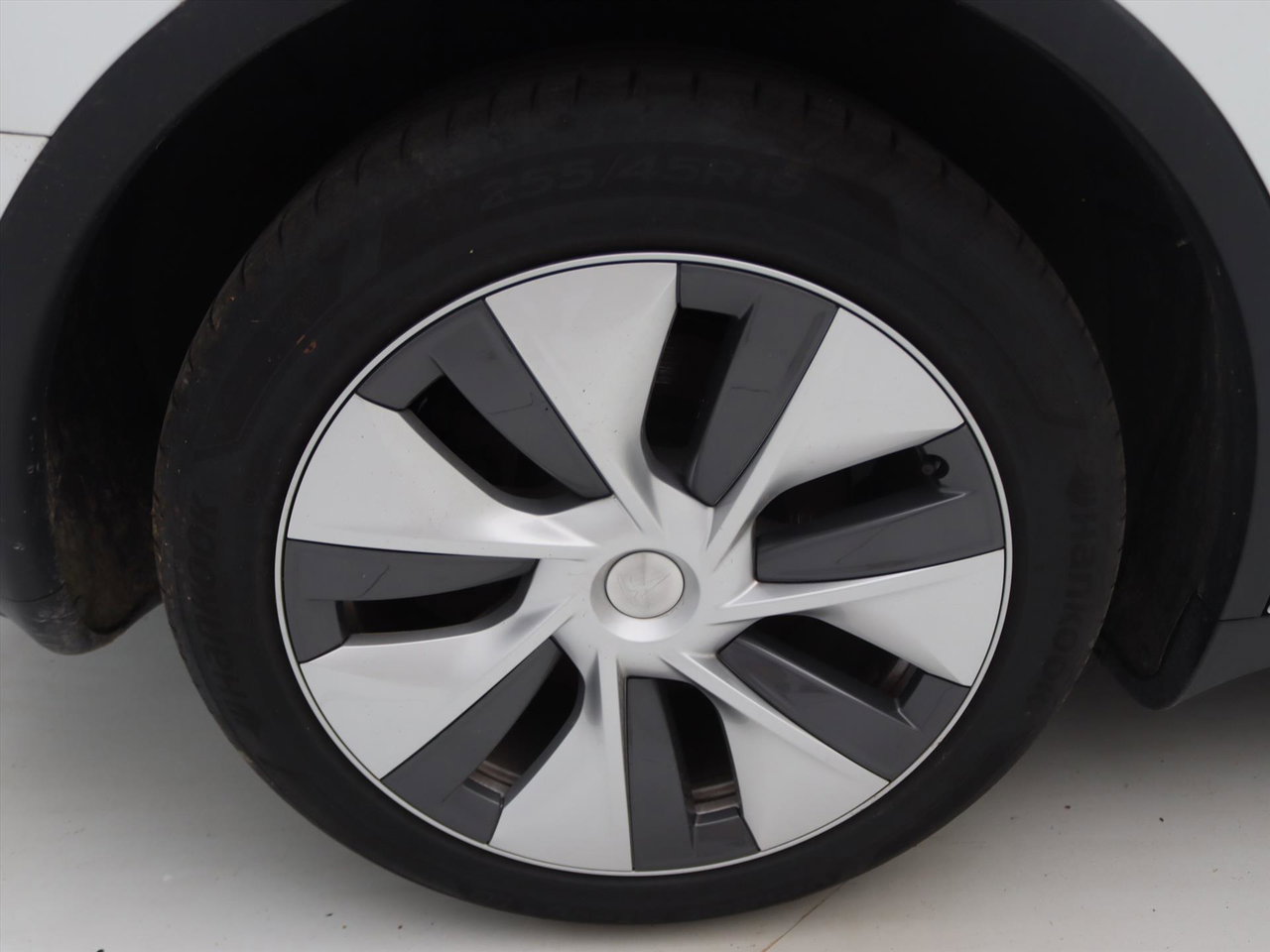 Tesla Model Y Long-Range AWD 351pk 75 kWh [ AMD RYZEN+AUTOPILOT+19 INCH+533KM WLTP+PREMIUM AUDIO ] 12