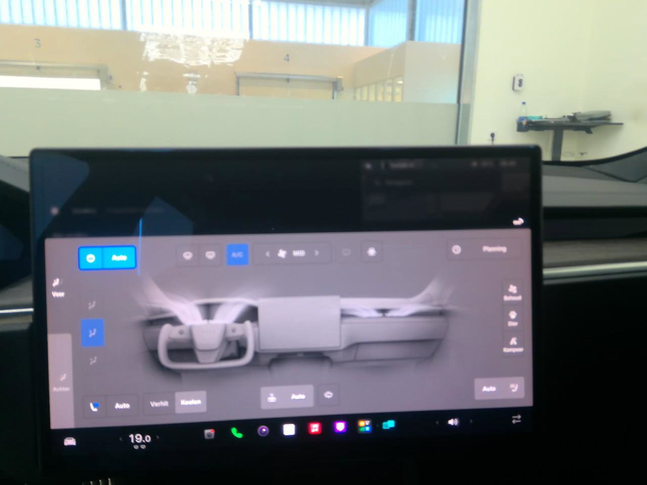 Tesla Model S Long Range 100kWh AWD FACELIFT [ AUTOPILOT+LUCHTVERING+YOKE+19 INCH ] 18