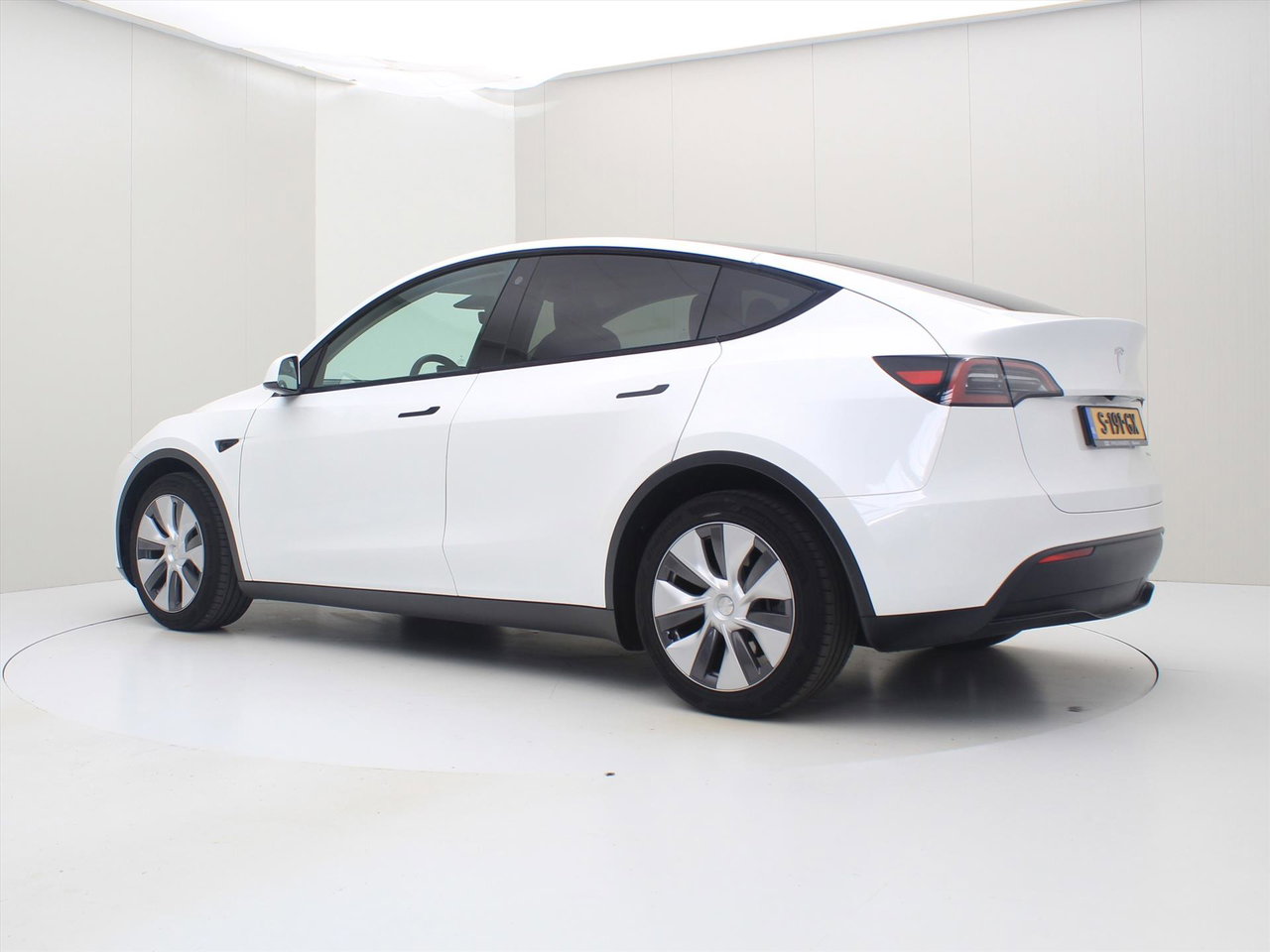 Tesla Model Y Long Range AWD 75kWh 351pk 95.2% SoH AMD RYZEN [ AUTOPILOT+19 INCH+PREMIUM AUDIO ] 4
