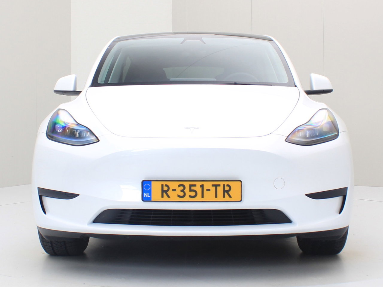 Tesla Model Y Standard RWD Plus 351pk [ LFP ACCU+AUTOPILOT+19 INCH+PREMIUM AUDIO ] 5