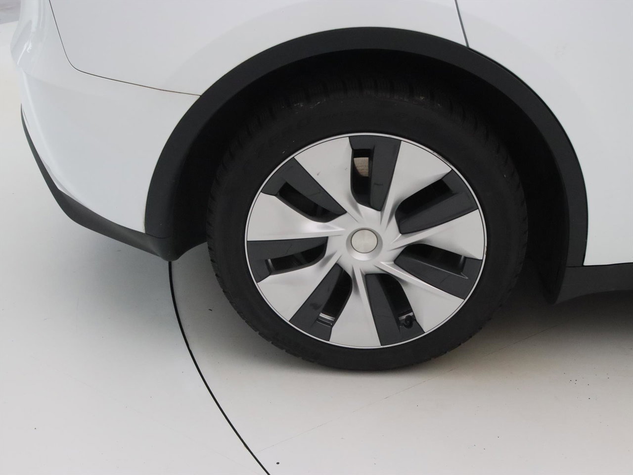 Tesla Model Y Standard RWD Plus 351pk [ LFP ACCU+AUTOPILOT+19 INCH+PREMIUM AUDIO ] 10