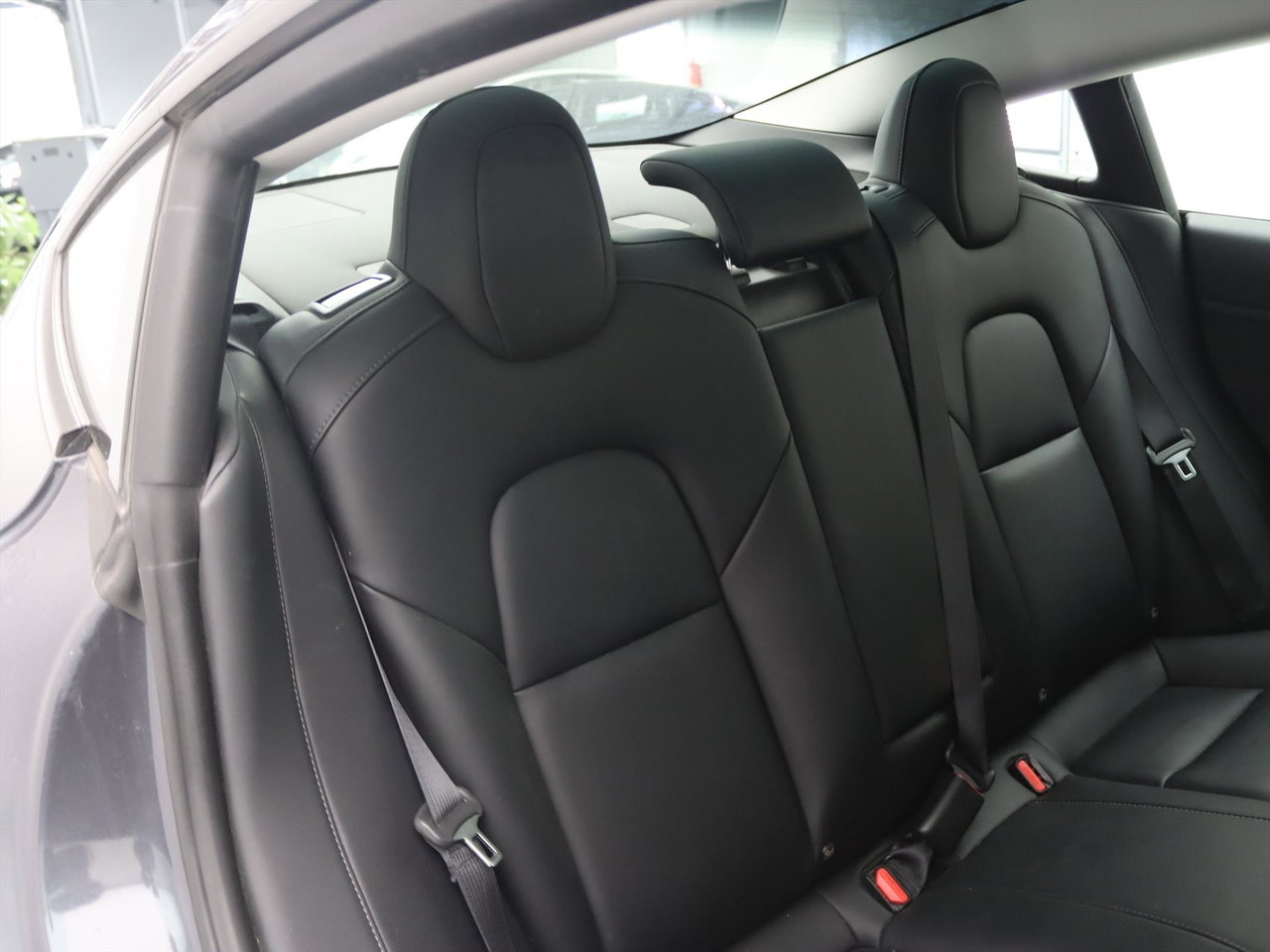 Tesla Model 3 Long-Range AWD 351pk 75 kWh UPGRADE [ RYZEN AMD+WARMTEPOMP+AUTOPILOT ] 16