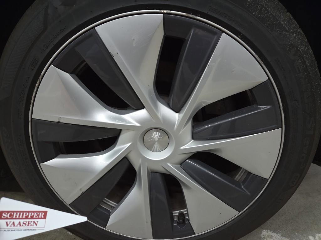 Tesla Model Y Long Range RWD [ HW4+WIT LEDER+AUTOPILOT+19 INCH+600KM WLTP ] 10