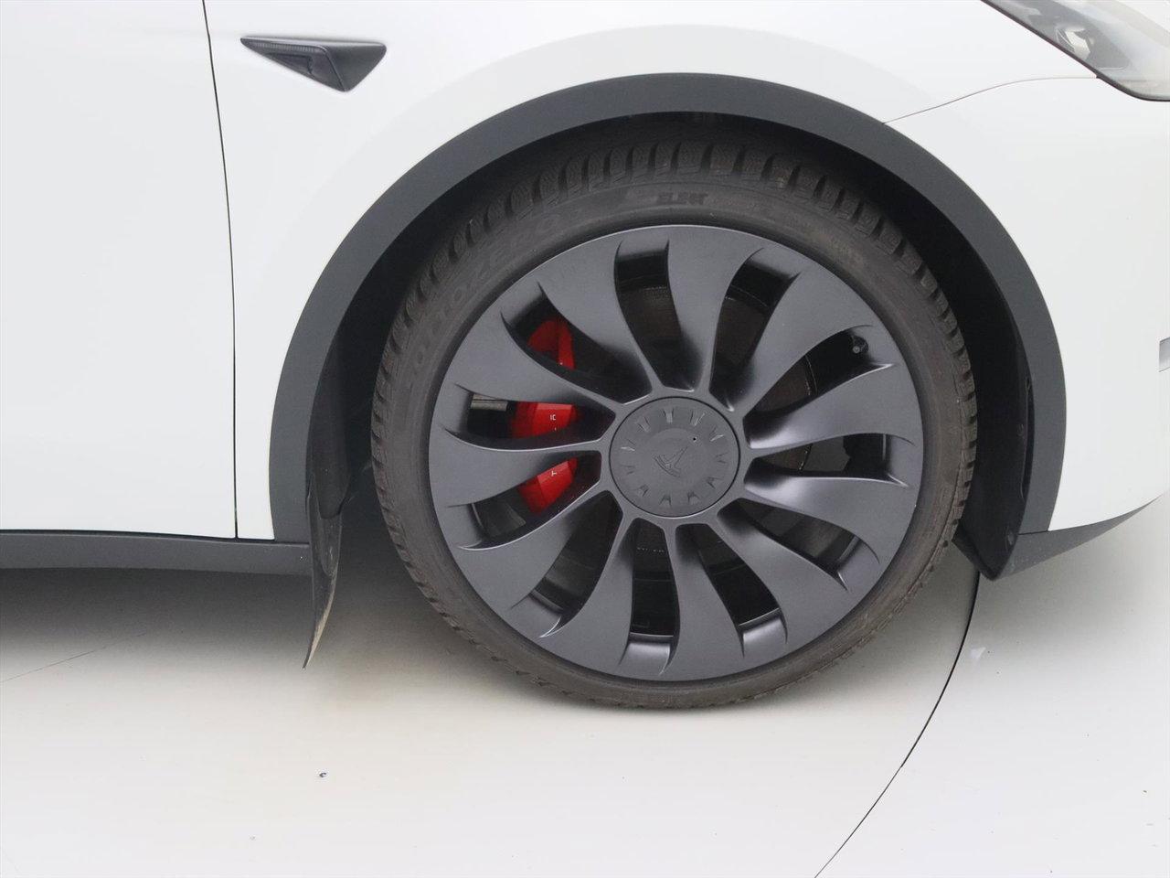 Tesla Model Y Performance 534pk AWD 90.9% SoH [ TREKHAAK+FSD+WIT LEDER+21 INCH+WARMTEPOMP+RYZEN ] 9