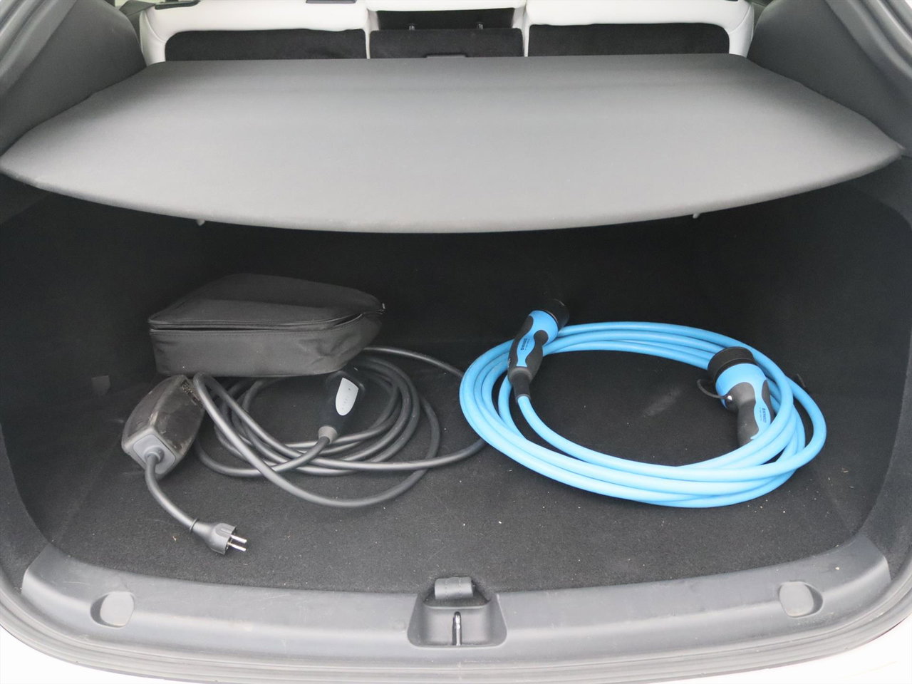 Tesla Model Y Performance 534pk AWD 90.9% SoH [ TREKHAAK+FSD+WIT LEDER+21 INCH+WARMTEPOMP+RYZEN ] 25