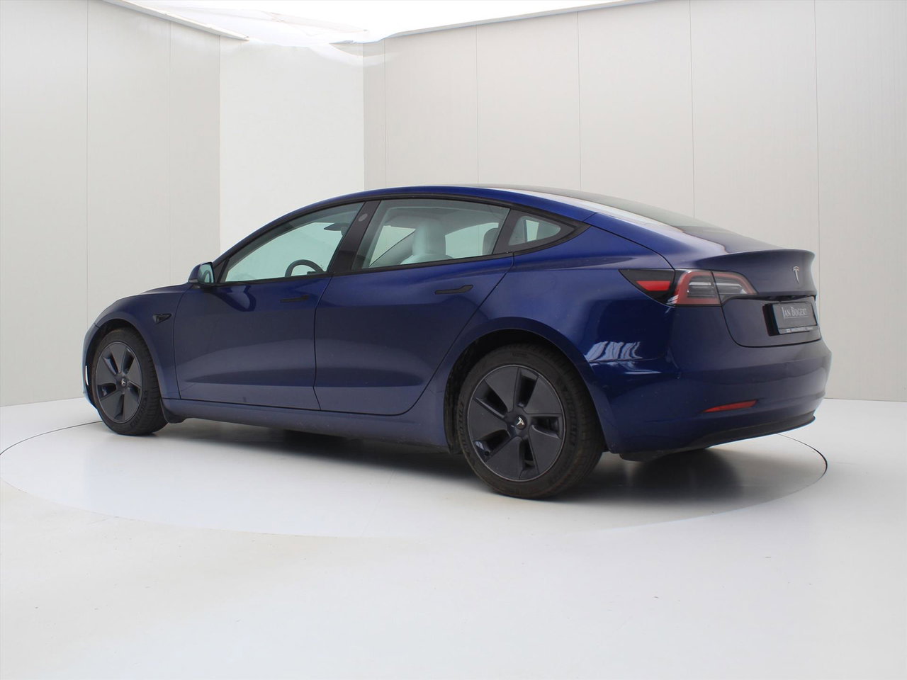 Tesla Model 3 Long-Range AWD 351pk 75 kWh 93.1% SoH UPGRADE [ WIT LEDER+AMD RYZEN+WARMTEPOMP+AUTOPILOT ] 4