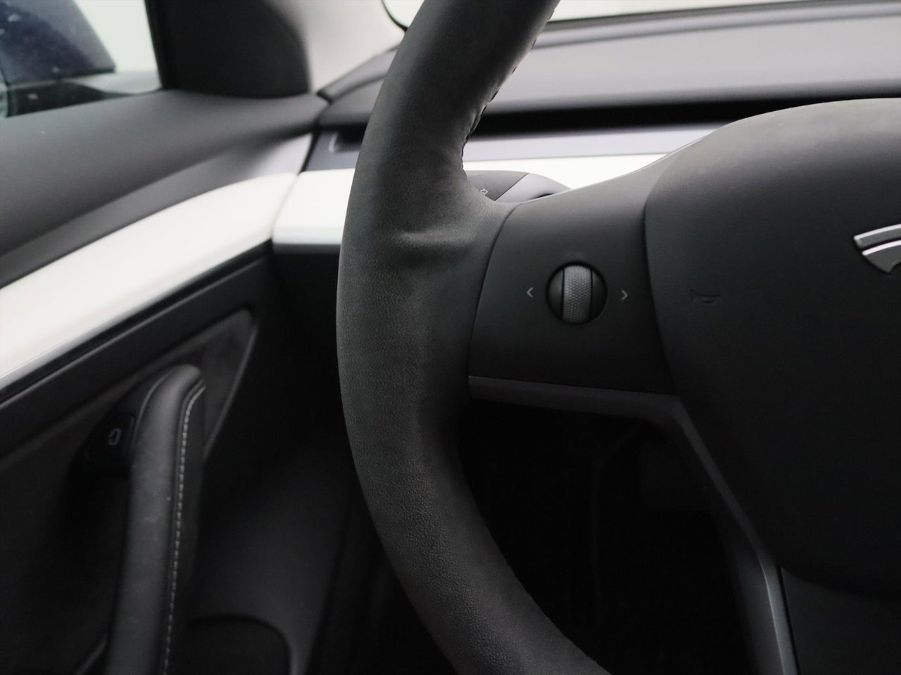 Tesla Model 3 Long-Range AWD 351pk 75 kWh 93.1% SoH UPGRADE [ WIT LEDER+AMD RYZEN+WARMTEPOMP+AUTOPILOT ] 28