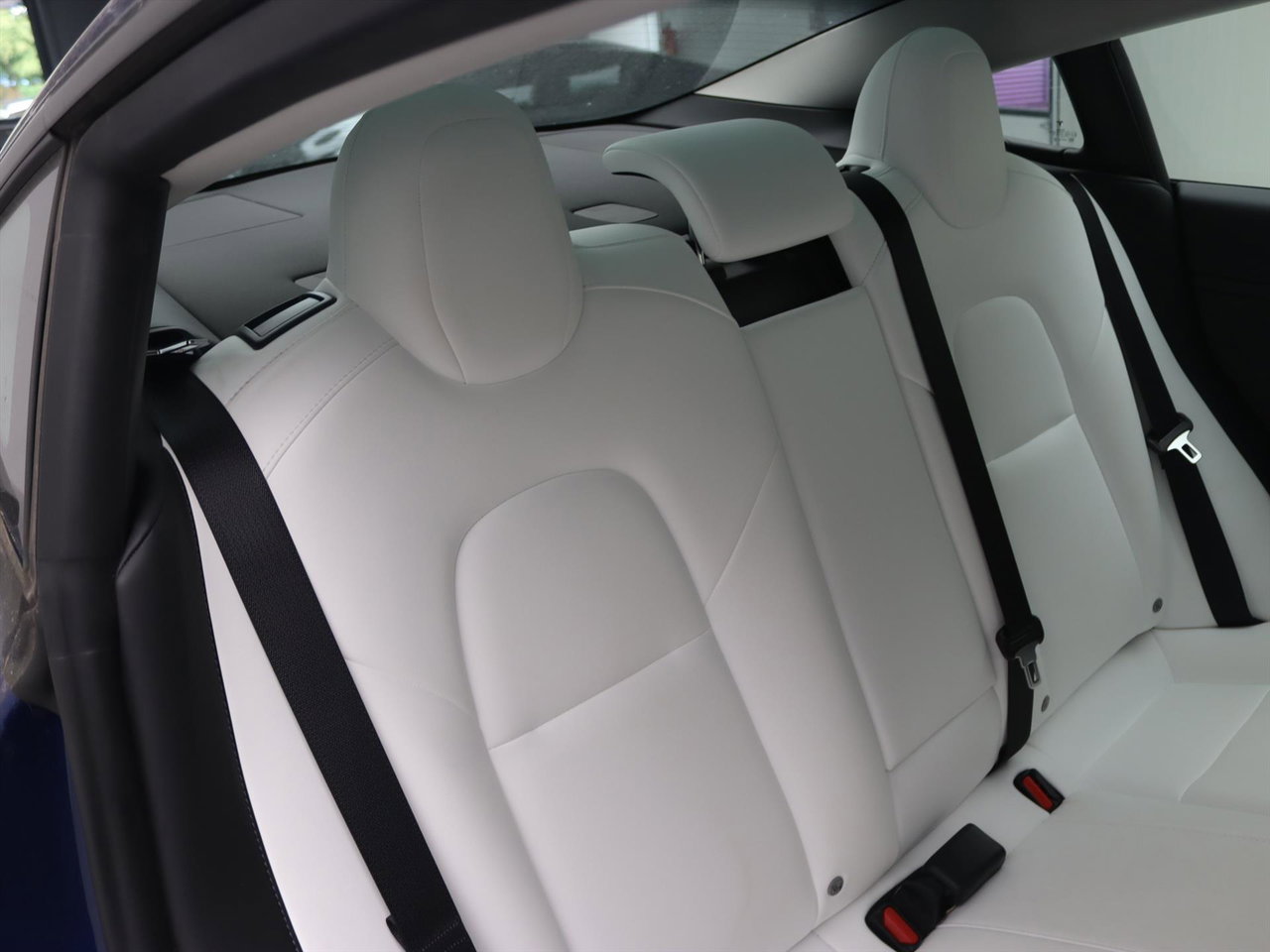 Tesla Model 3 Long-Range AWD 351pk 75 kWh 93.1% SoH UPGRADE [ WIT LEDER+AMD RYZEN+WARMTEPOMP+AUTOPILOT ] 17