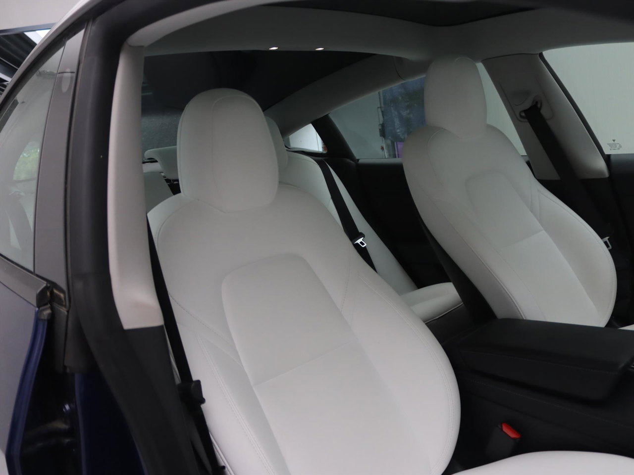 Tesla Model 3 Long-Range AWD 351pk 75 kWh 93.1% SoH UPGRADE [ WIT LEDER+AMD RYZEN+WARMTEPOMP+AUTOPILOT ] 21