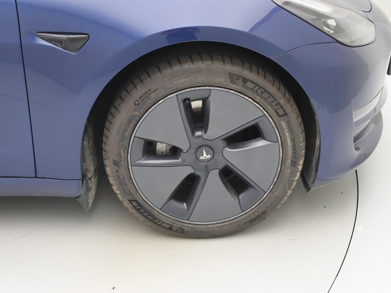 Tesla Model 3 Long-Range AWD 351pk 75 kWh 93.1% SoH UPGRADE [ WIT LEDER+AMD RYZEN+WARMTEPOMP+AUTOPILOT ] 13