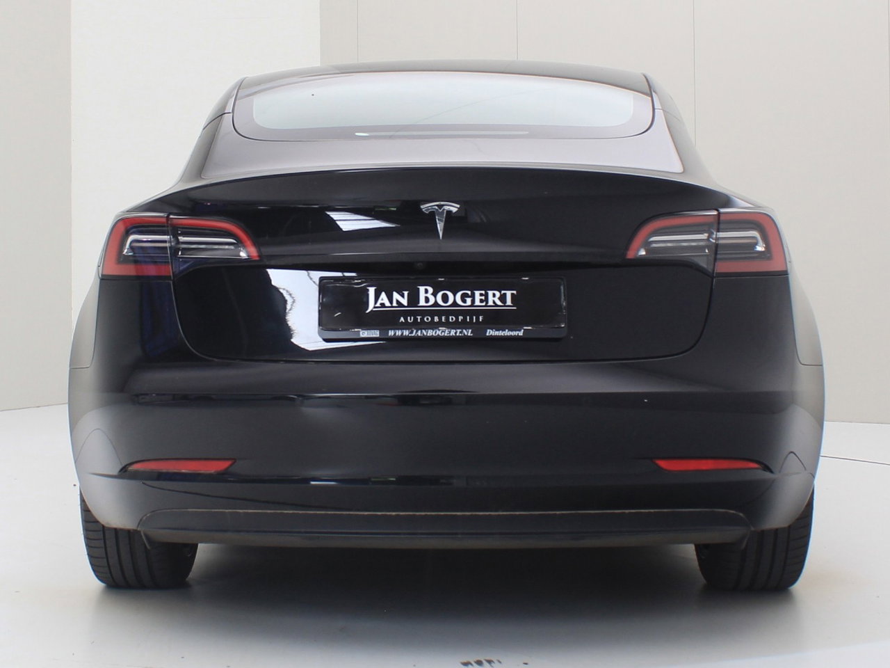 Tesla Model 3 Standard RWD Plus 94.5% SoH UPGRADE [ RYZEN AMD+LFP-ACCU+WARMTEPOMP+AUTOPILOT+60 kWh+PREMIUM AUDIO ] 6