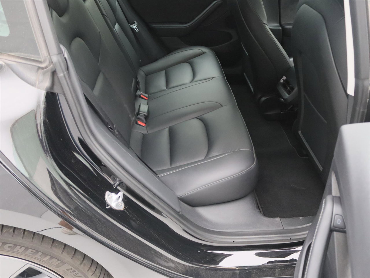 Tesla Model 3 Standard RWD Plus 94.5% SoH UPGRADE [ RYZEN AMD+LFP-ACCU+WARMTEPOMP+AUTOPILOT+60 kWh+PREMIUM AUDIO ] 13