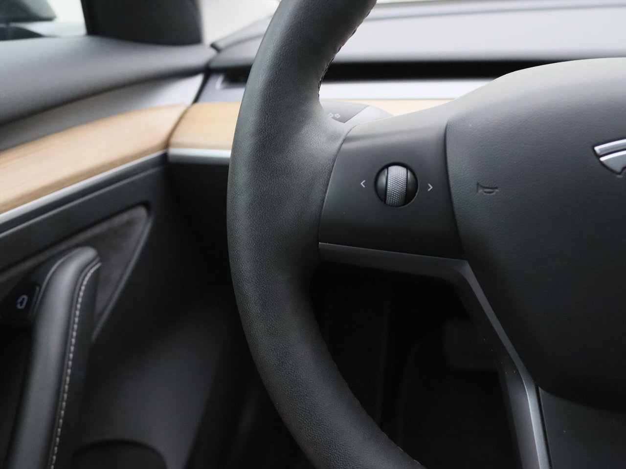 Tesla Model 3 Standard RWD Plus 94.5% SoH UPGRADE [ RYZEN AMD+LFP-ACCU+WARMTEPOMP+AUTOPILOT+60 kWh+PREMIUM AUDIO ] 20