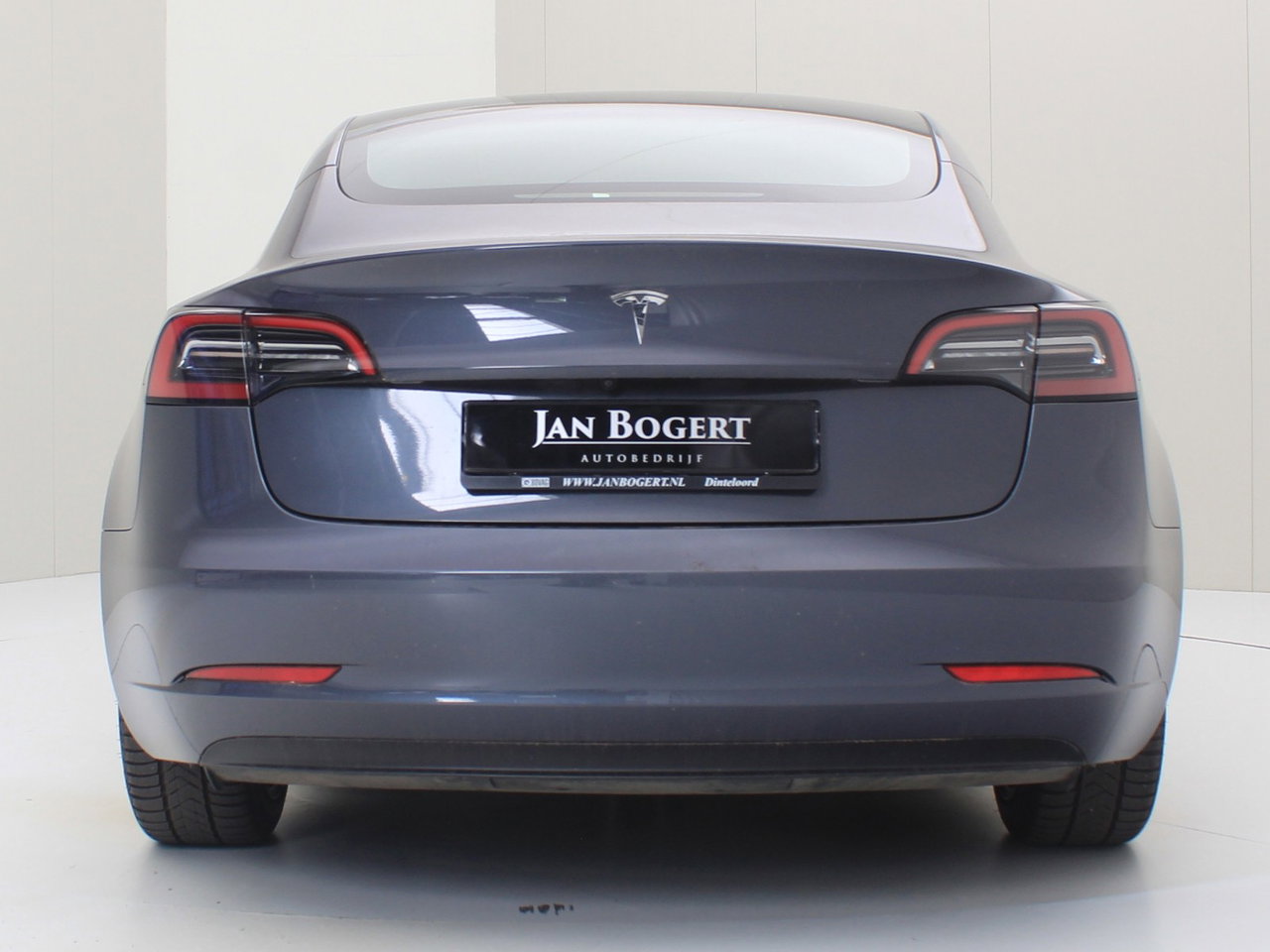 Tesla Model 3 Standard RWD Plus UPGRADE [ RYZEN AMD+LFP-ACCU+WARMTEPOMP+AUTOPILOT+60 kWh ] 6