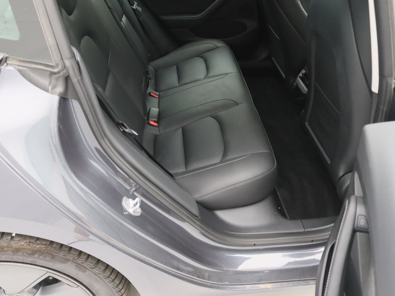 Tesla Model 3 Standard RWD Plus UPGRADE [ RYZEN AMD+LFP-ACCU+WARMTEPOMP+AUTOPILOT+60 kWh ] 15