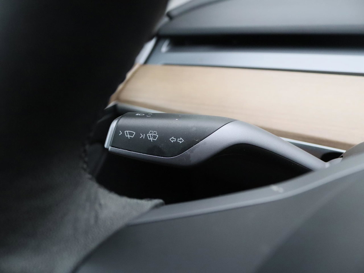 Tesla Model 3 Standard RWD Plus 93.7% SoH UPGRADE [ RYZEN AMD+LFP-ACCU+WARMTEPOMP+AUTOPILOT+PREMIUM AUDIO ] 24