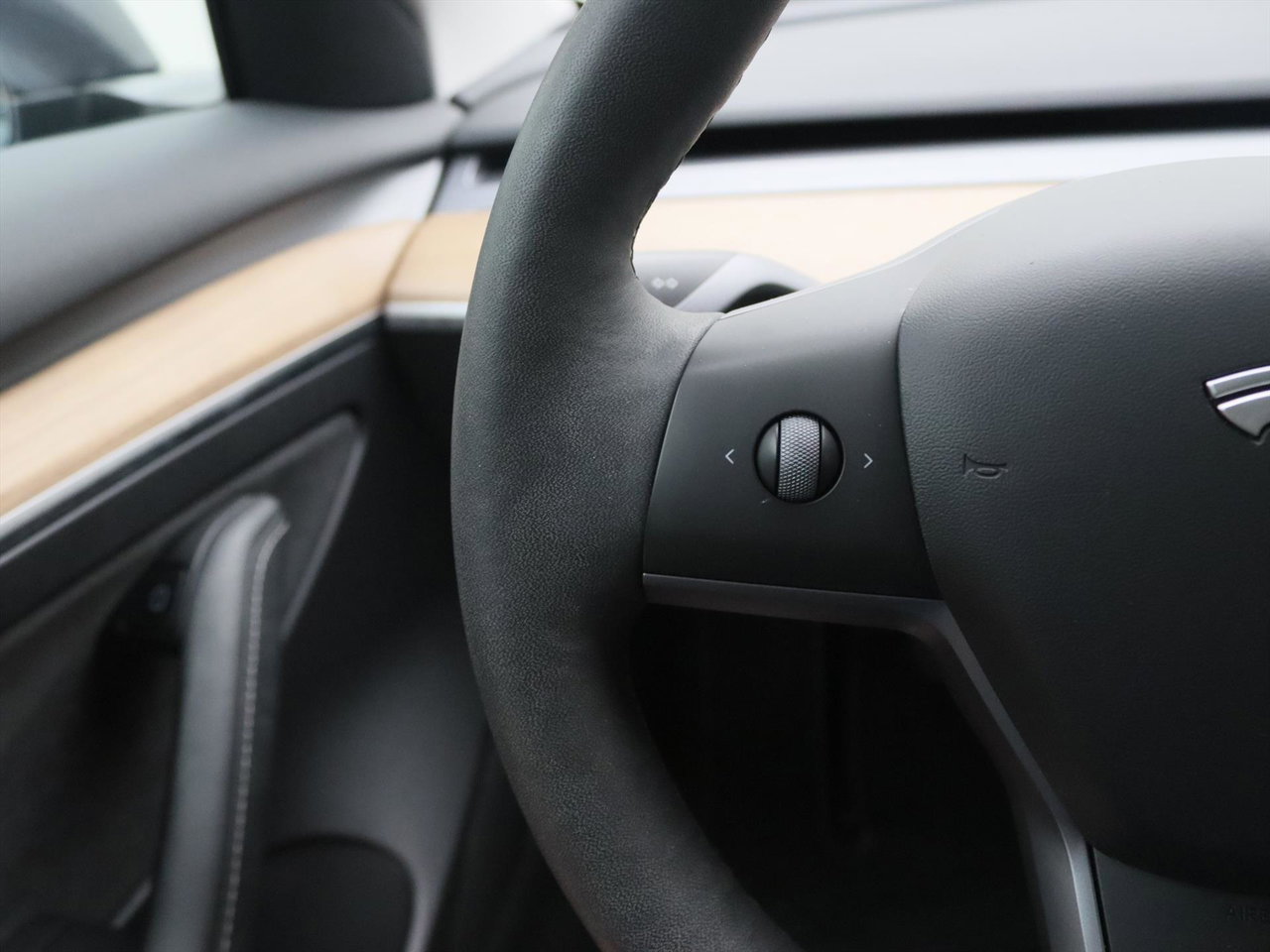 Tesla Model 3 Standard RWD Plus 95.3% SoH UPGRADE [ RYZEN AMD+LFP-ACCU+WARMTEPOMP+AUTOPILOT+60 kWh+PREMIUM AUDIO ] 28