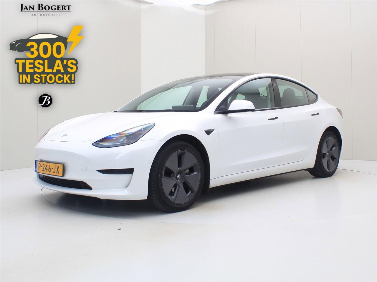 Tesla Model 3 Standard RWD Plus FACELIFT [ LFP-ACCU+WARMTEPOMP+AUTOPILOT+60 kWh+PREMIUM AUDIO ]