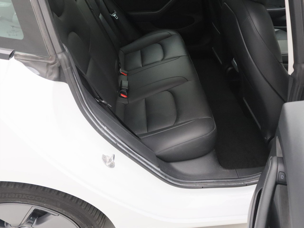 Tesla Model 3 Standard RWD Plus FACELIFT [ LFP-ACCU+WARMTEPOMP+AUTOPILOT+60 kWh+PREMIUM AUDIO ] 14