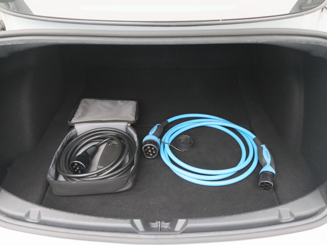 Tesla Model 3 Standard RWD Plus FACELIFT [ LFP-ACCU+WARMTEPOMP+AUTOPILOT+60 kWh+PREMIUM AUDIO ] 24