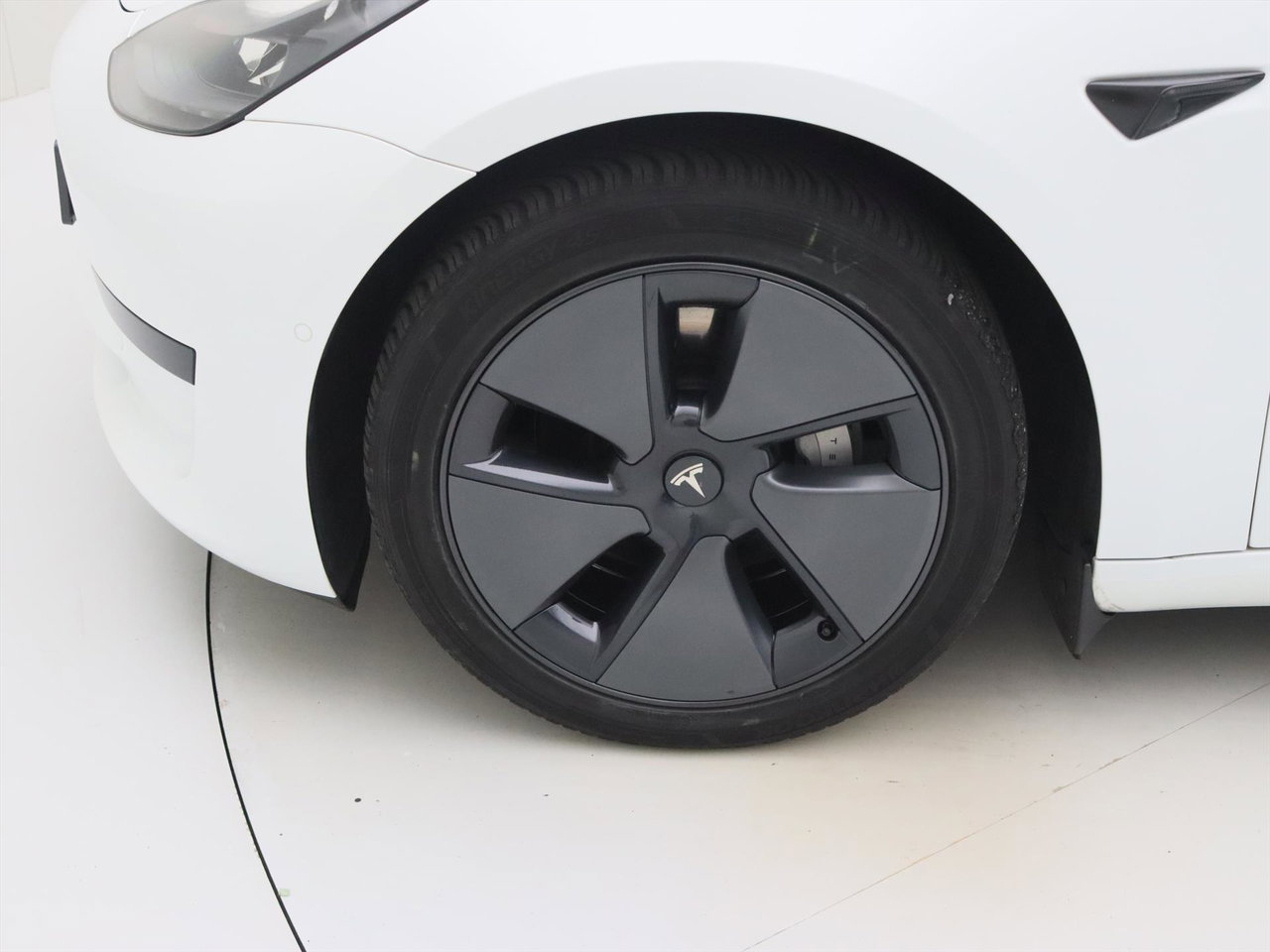 Tesla Model 3 Standard RWD Plus FACELIFT [ LFP-ACCU+WARMTEPOMP+AUTOPILOT+60 kWh+PREMIUM AUDIO ] 11