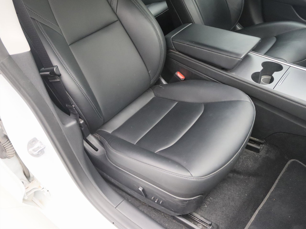 Tesla Model 3 Long-Range AWD 351pk 75 kWh 92% SoH UPGRADE [ AMD RYZEN+WARMTEPOMP+ENHANCED AUTOPILOT ] 16