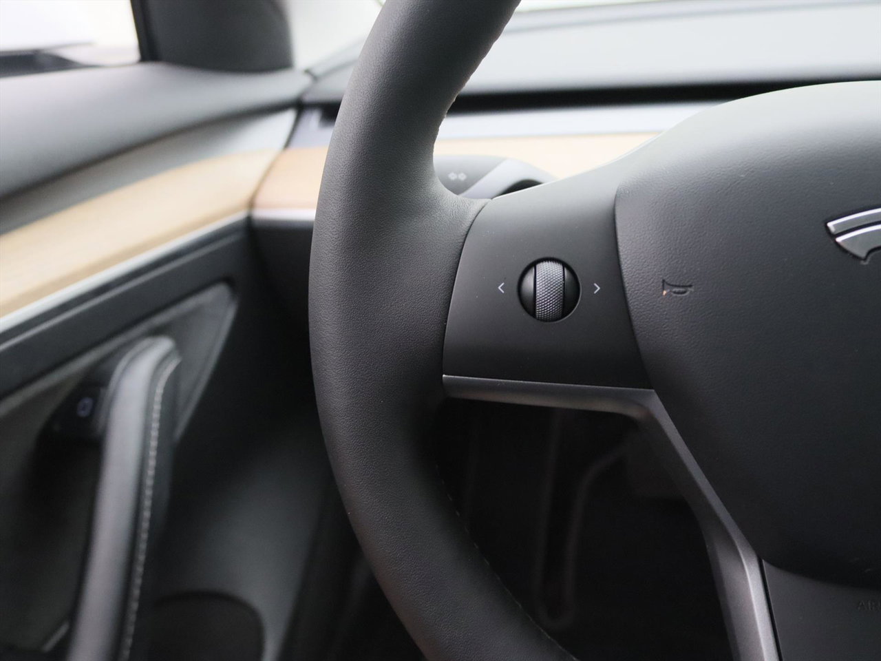 Tesla Model 3 Long-Range AWD 351pk 75 kWh 92% SoH UPGRADE [ AMD RYZEN+WARMTEPOMP+ENHANCED AUTOPILOT ] 19
