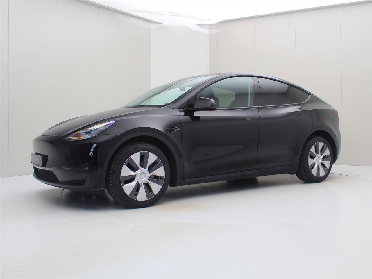 Tesla Model Y Long Range AWD 75kWh 351pk AMD RYZEN [ AUTOPILOT+19 INCH+PREMIUM AUDIO ] 7