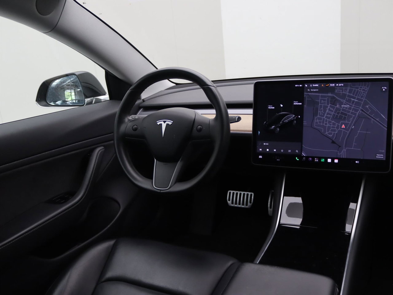 Tesla Model 3 Standard RWD Plus [ AUTOPILOT+60 kWh+PREMIUM AUDIO ] 16