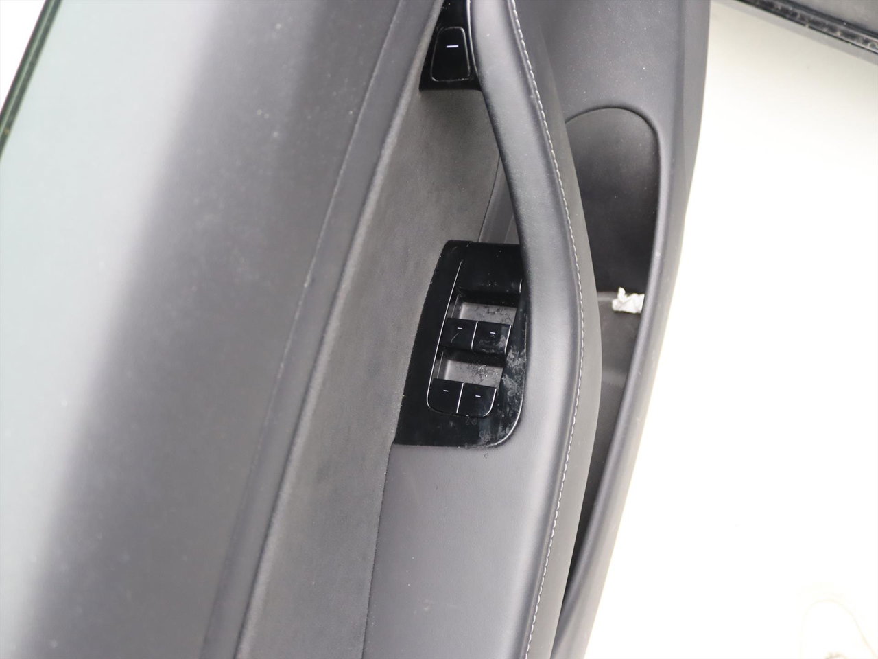 Tesla Model 3 Standard RWD Plus [ AUTOPILOT+60 kWh+PREMIUM AUDIO ] 22