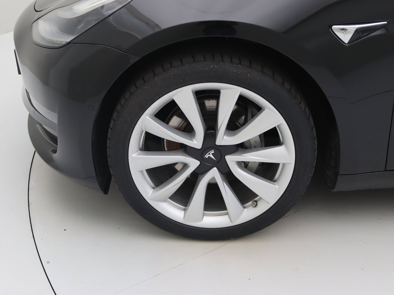 Tesla Model 3 Standard RWD Plus [ AUTOPILOT+60 kWh+PREMIUM AUDIO ] 20