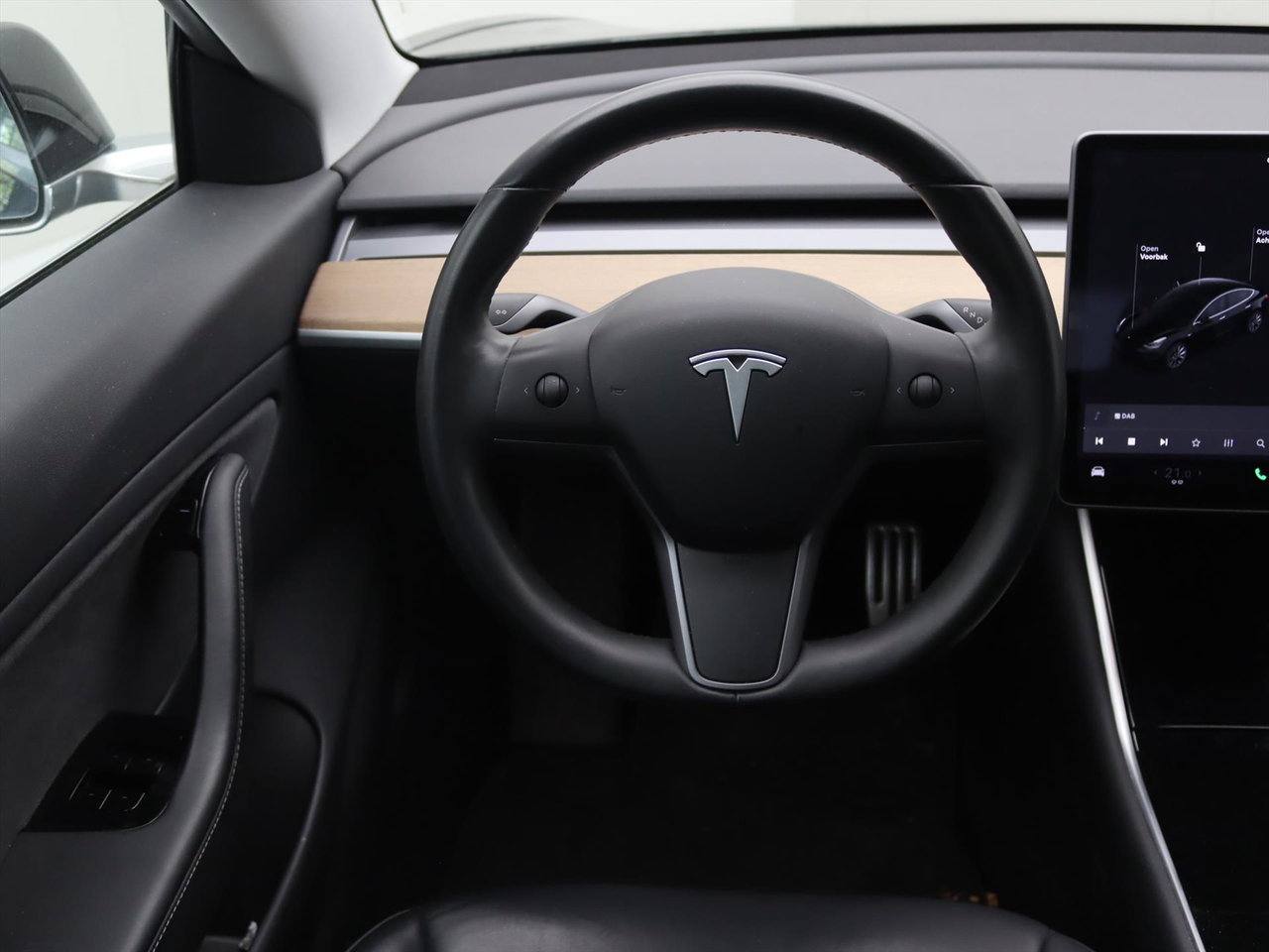 Tesla Model 3 Standard RWD Plus [ AUTOPILOT+60 kWh+PREMIUM AUDIO ] 17