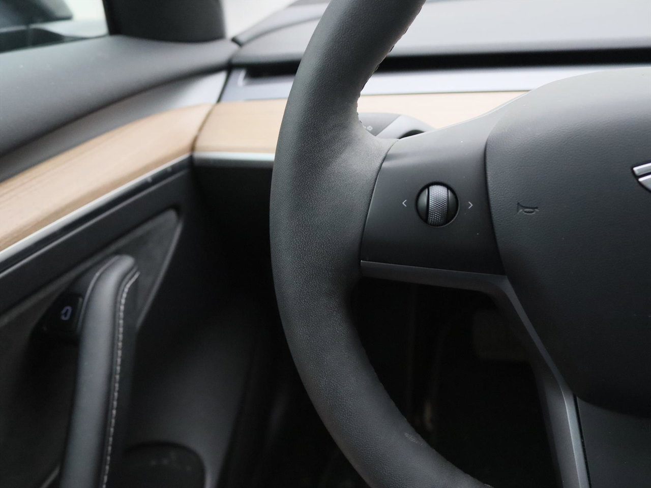 Tesla Model 3 Standard RWD Plus FACELIFT 95% SoH [ AMD RYZEN+WARMTEPOMP+AUTOPILOT+60 kWh+PREMIUM AUDIO ] 26