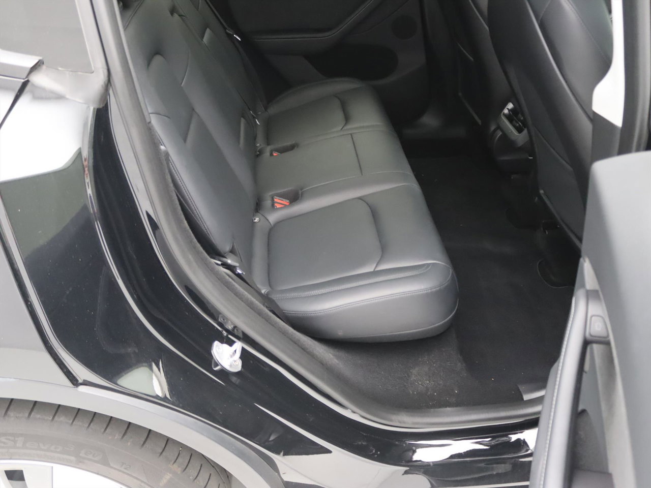 Tesla Model Y Long Range AWD 75kWh 351pk 92.5% SoH [ AMD RYZEN+AUTOPILOT+19 INCH+PREMIUM AUDIO ] 16