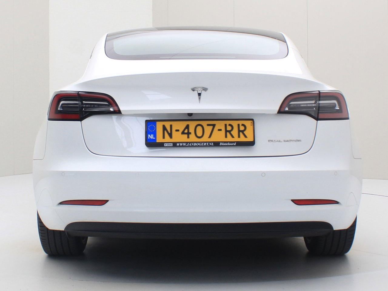 Tesla Model 3 Long-Range AWD 351pk 75 kWh 93% SoH FACELIFT [ WARMTEPOMP+AUTOPILOT+620KM WLTP+ ] 6