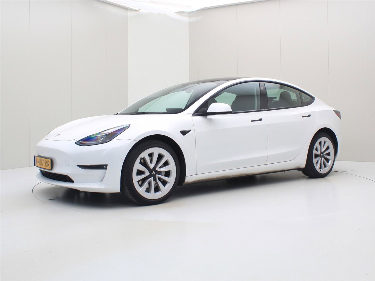 Tesla Model 3 Long-Range AWD 351pk 75 kWh 93% SoH FACELIFT [ WARMTEPOMP+AUTOPILOT+620KM WLTP+ ] 7