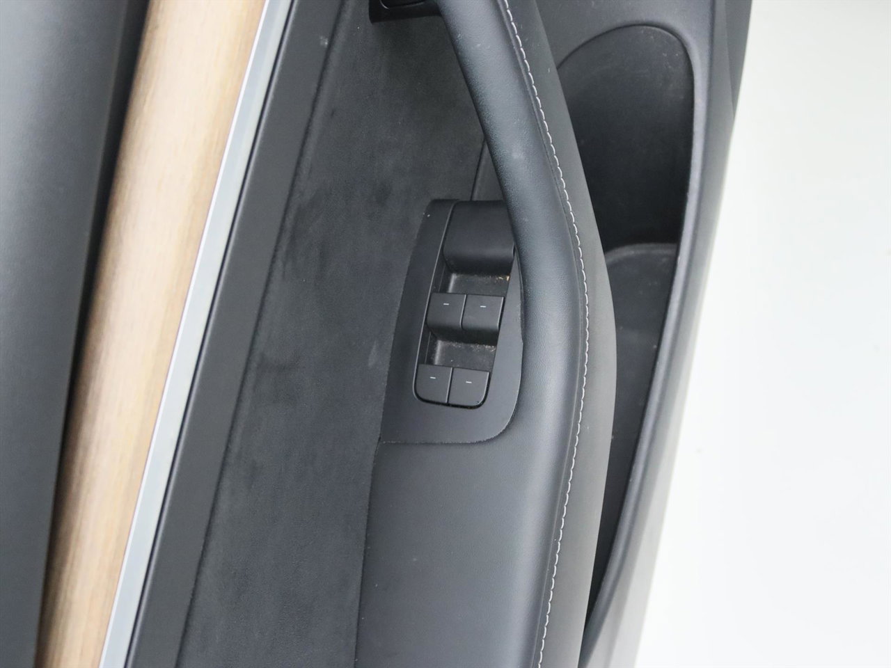 Tesla Model 3 Long-Range AWD 351pk 75 kWh 93% SoH FACELIFT [ WARMTEPOMP+AUTOPILOT+620KM WLTP+ ] 29