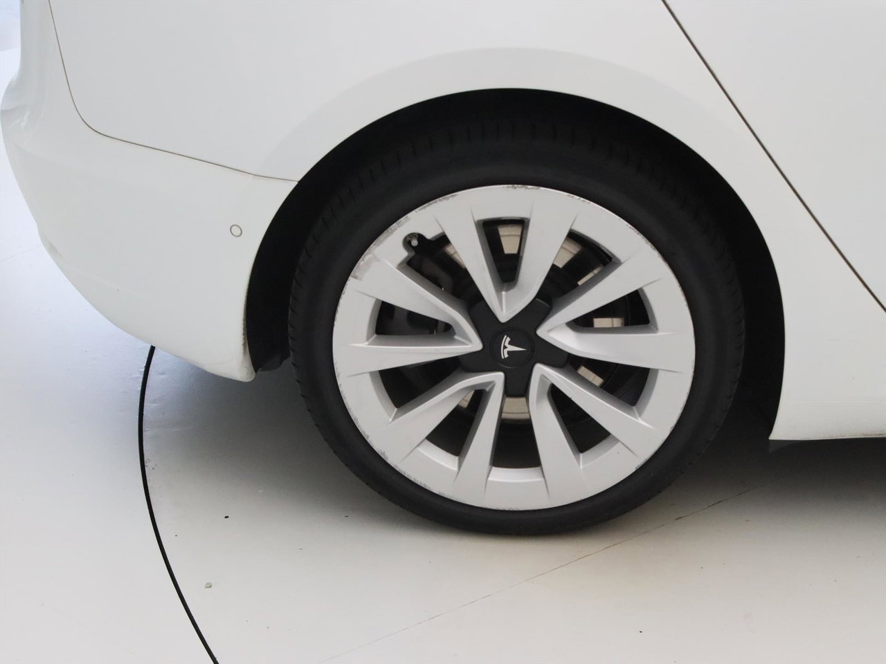 Tesla Model 3 Long-Range AWD 351pk 75 kWh 93% SoH FACELIFT [ WARMTEPOMP+AUTOPILOT+620KM WLTP+ ] 10