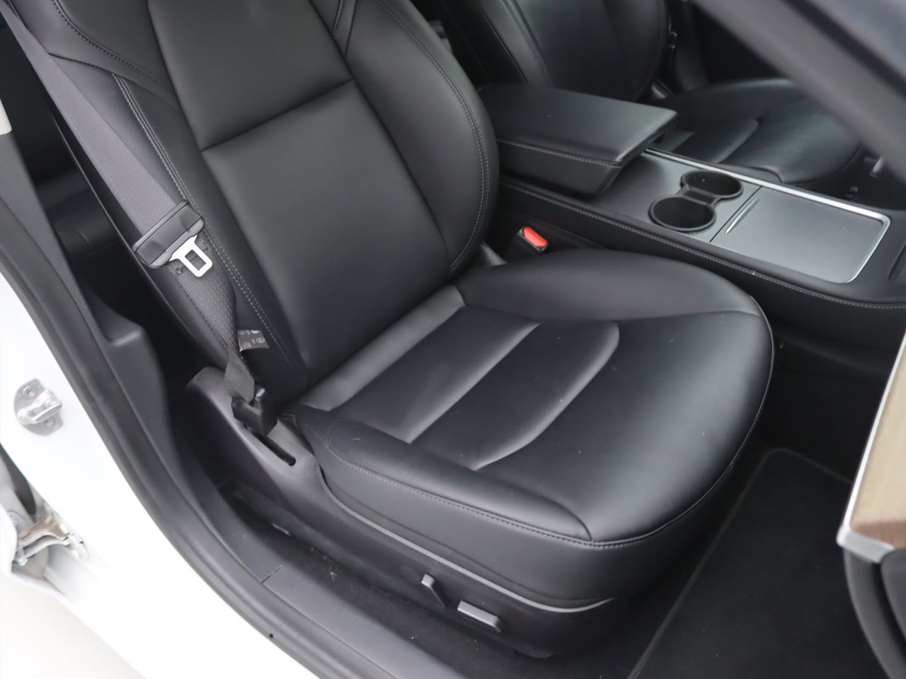 Tesla Model 3 Long-Range AWD 351pk 75 kWh 98.9% SoH FACELIFT [ WARMTEPOMP+AUTOPILOT+PREMIUM AUDIO ] 18
