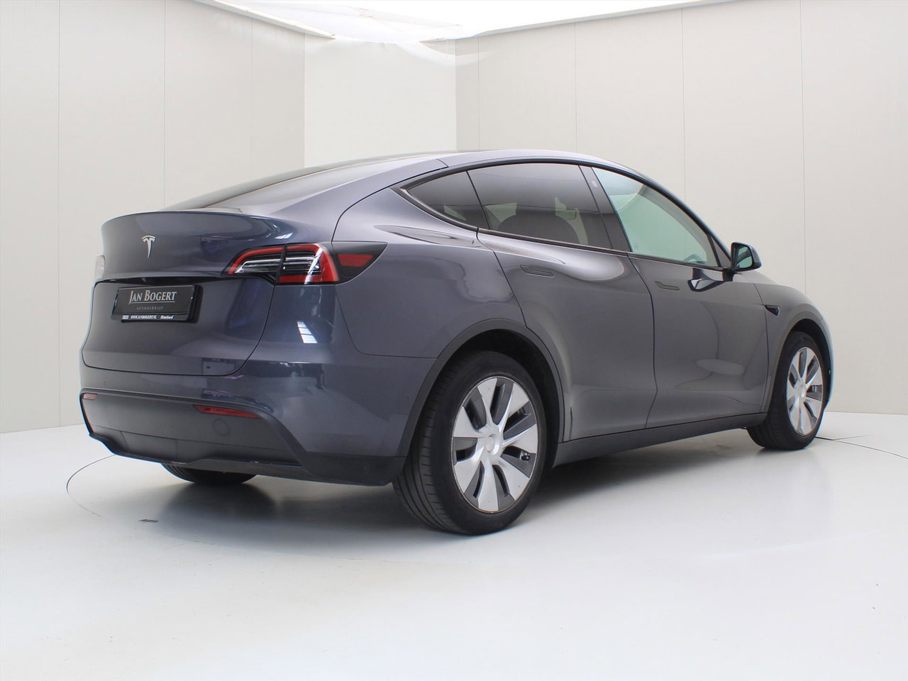 Tesla Model Y Long Range AWD 75kWh 351pk AMD RYZEN [ AUTOPILOT+19 INCH+PREMIUM AUDIO ] 2