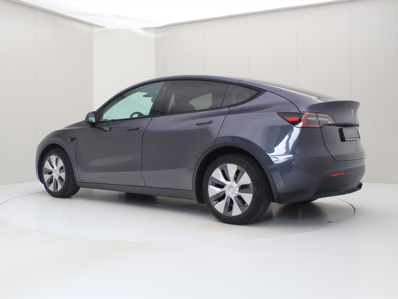 Tesla Model Y Long Range AWD 75kWh 351pk AMD RYZEN [ AUTOPILOT+19 INCH+PREMIUM AUDIO ] 3
