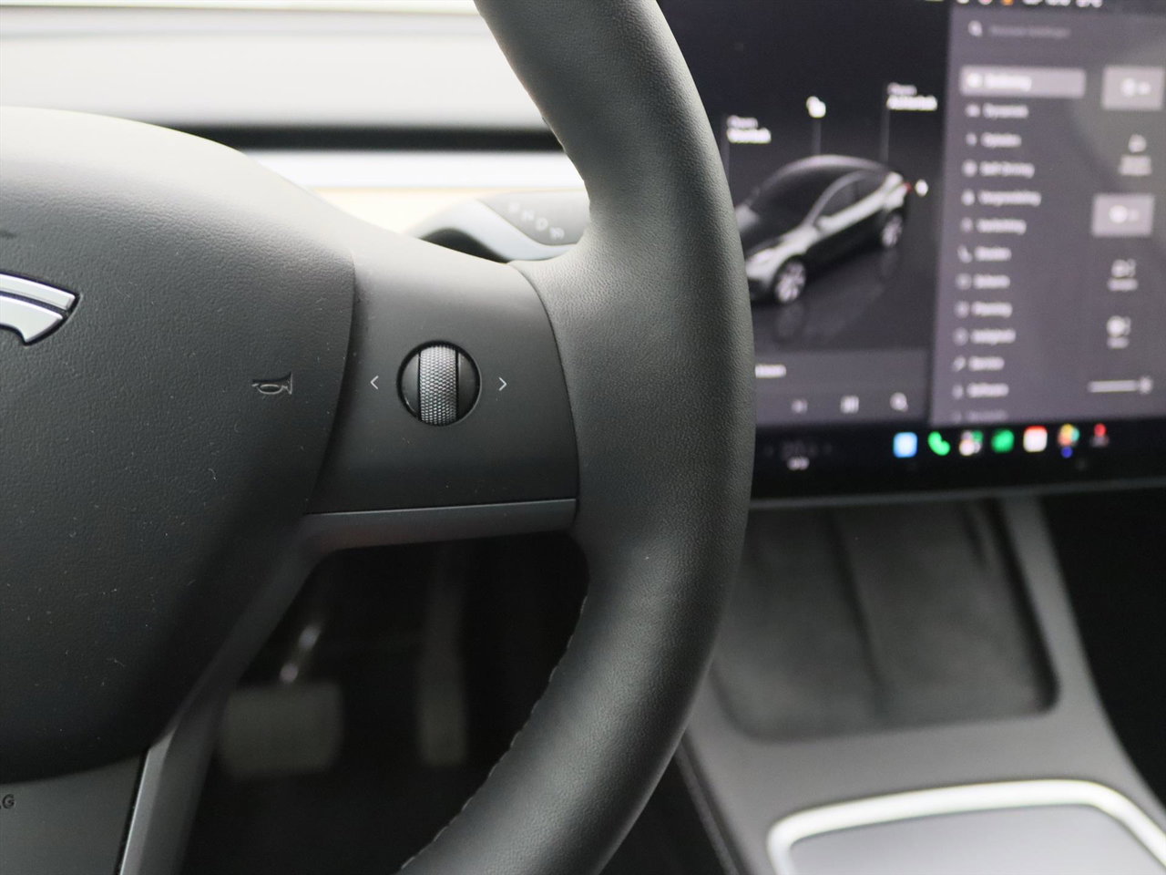 Tesla Model Y Long Range AWD 75kWh 351pk AMD RYZEN [ AUTOPILOT+19 INCH+PREMIUM AUDIO ] 21