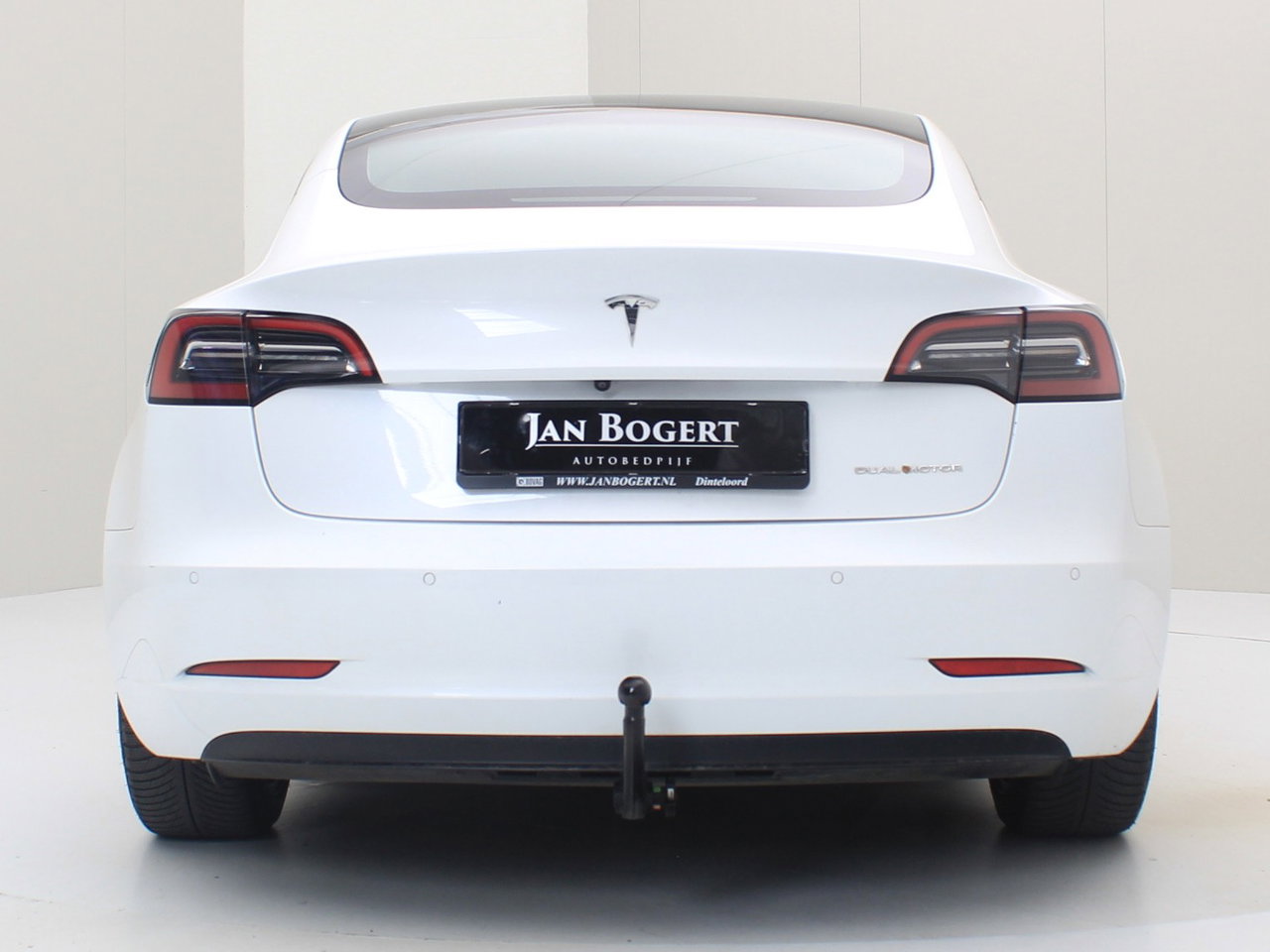 Tesla Model 3 Long-Range AWD 351pk 75 kWh FACELIFT [ TREKHAAK+WARMTEPOMP+AUTOPILOT+620KM WLTP+PREMIUM AUDIO ] 6