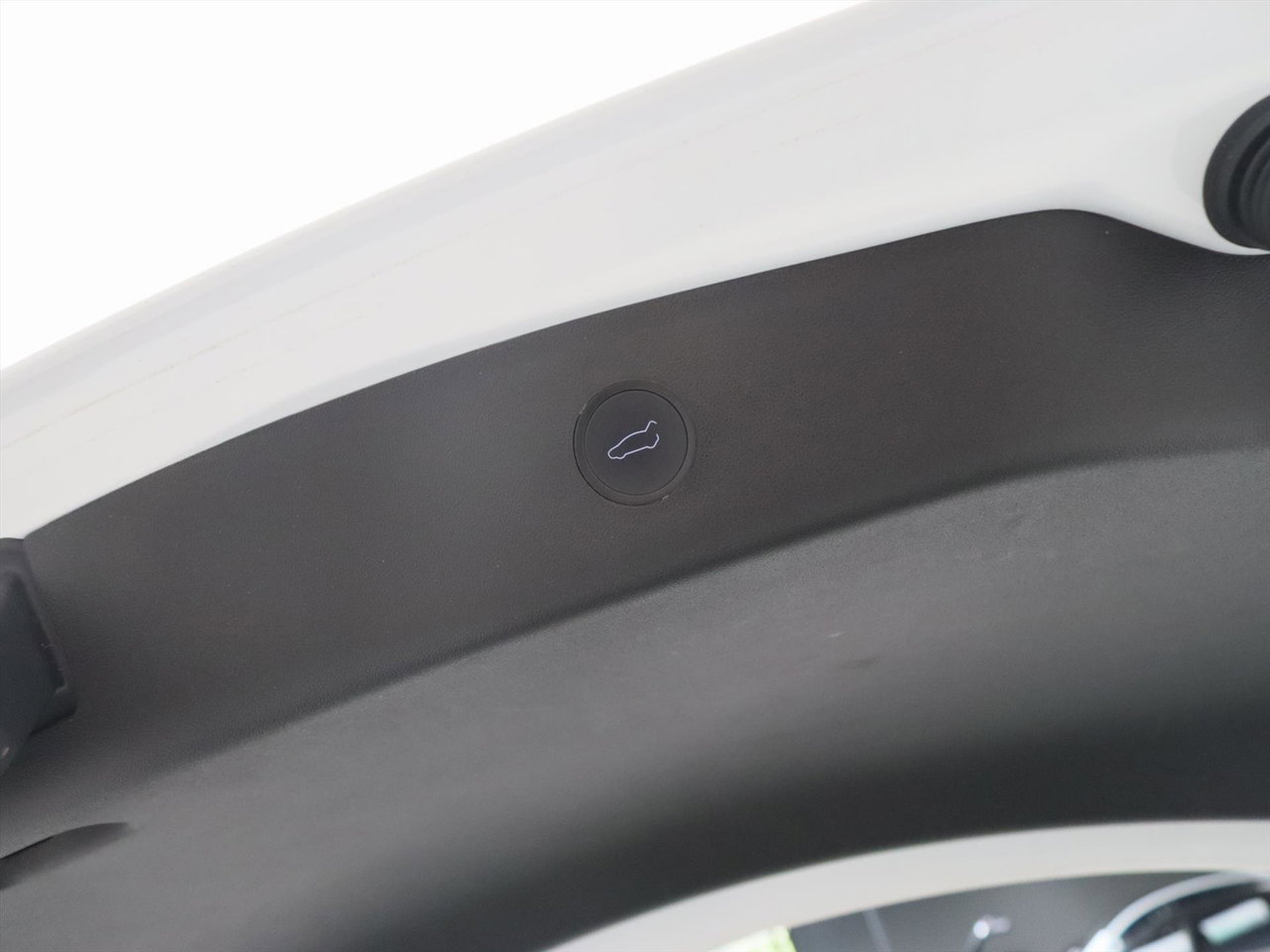 Tesla Model 3 Long-Range AWD 351pk 75 kWh FACELIFT [ TREKHAAK+WARMTEPOMP+AUTOPILOT+620KM WLTP+PREMIUM AUDIO ] 19