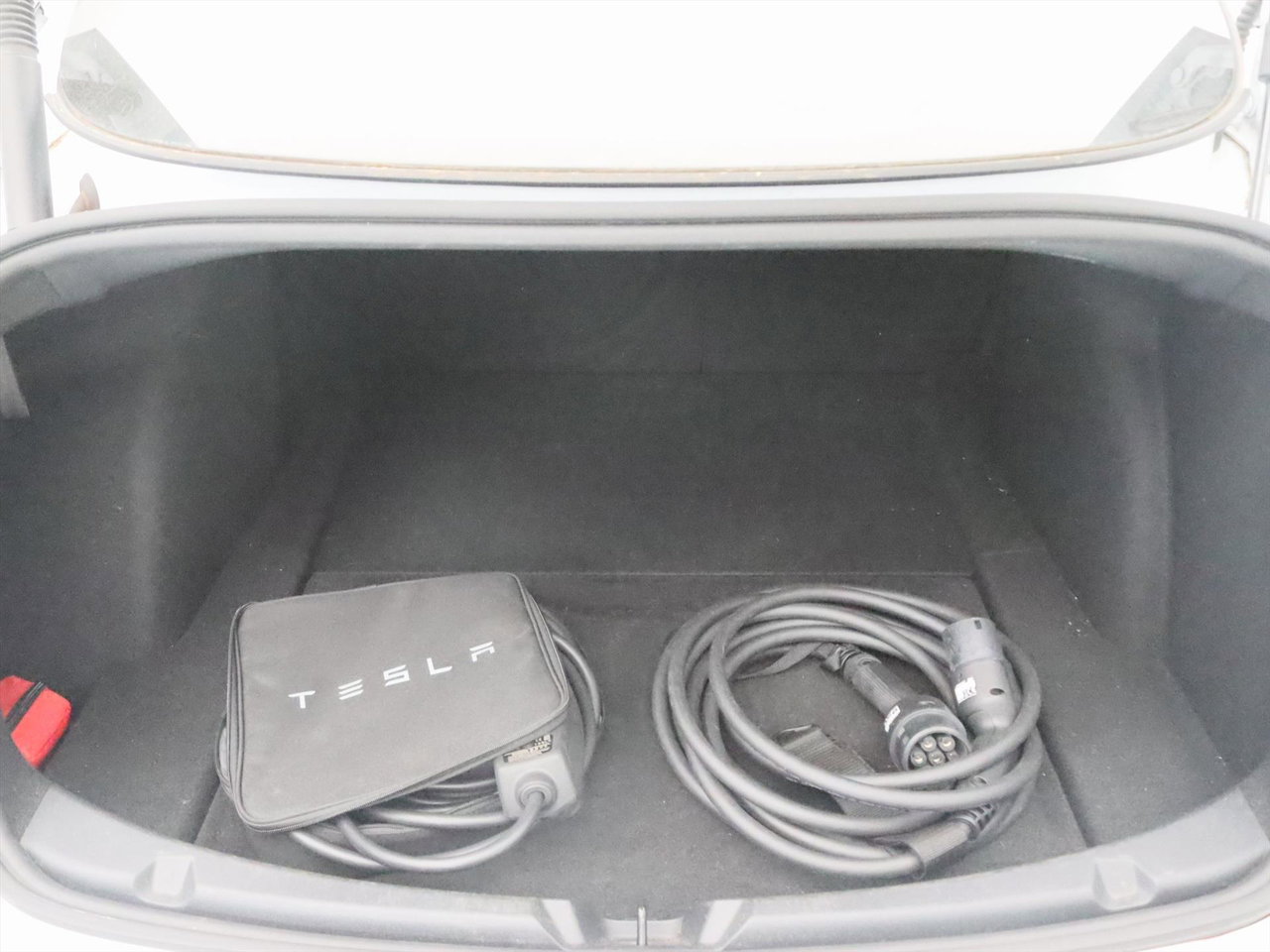 Tesla Model 3 Long-Range AWD 351pk 75 kWh UPGRADE [ AMD RYZEN+WARMTEPOMP+AUTOPILOT ] 9