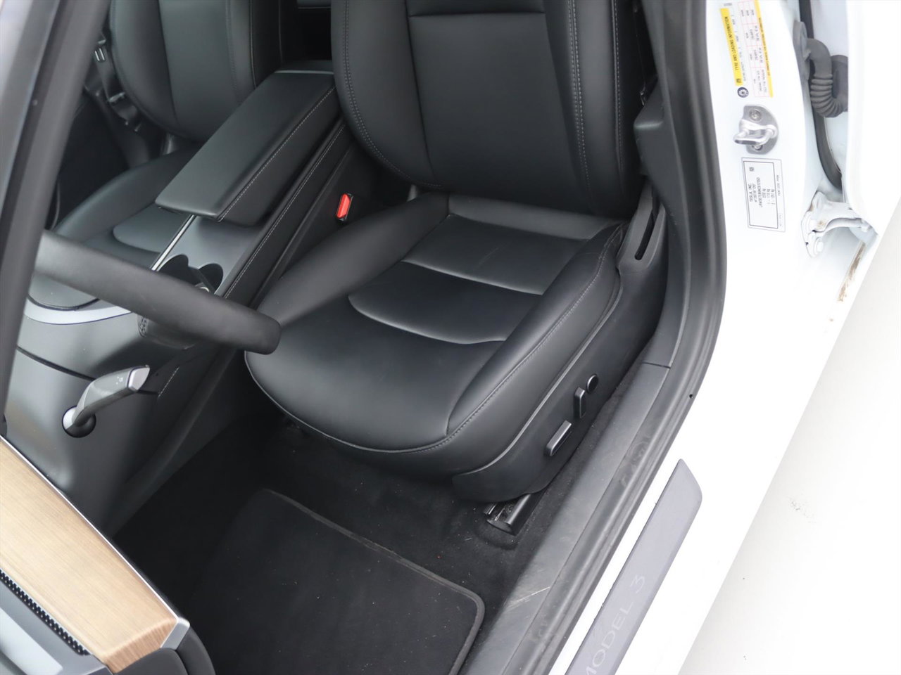 Tesla Model 3 Long-Range AWD 351pk 75 kWh UPGRADE [ AMD RYZEN+WARMTEPOMP+AUTOPILOT ] 23