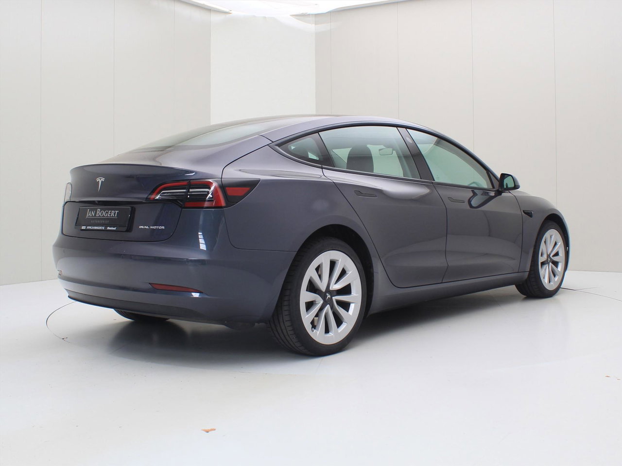 Tesla Model 3 Long-Range AWD 351pk 75 kWh 93.8% SoH UPGRADE [ RYZEN AMD+WARMTEPOMP+AUTOPILOT+PREMIUM AUDIO ] 2