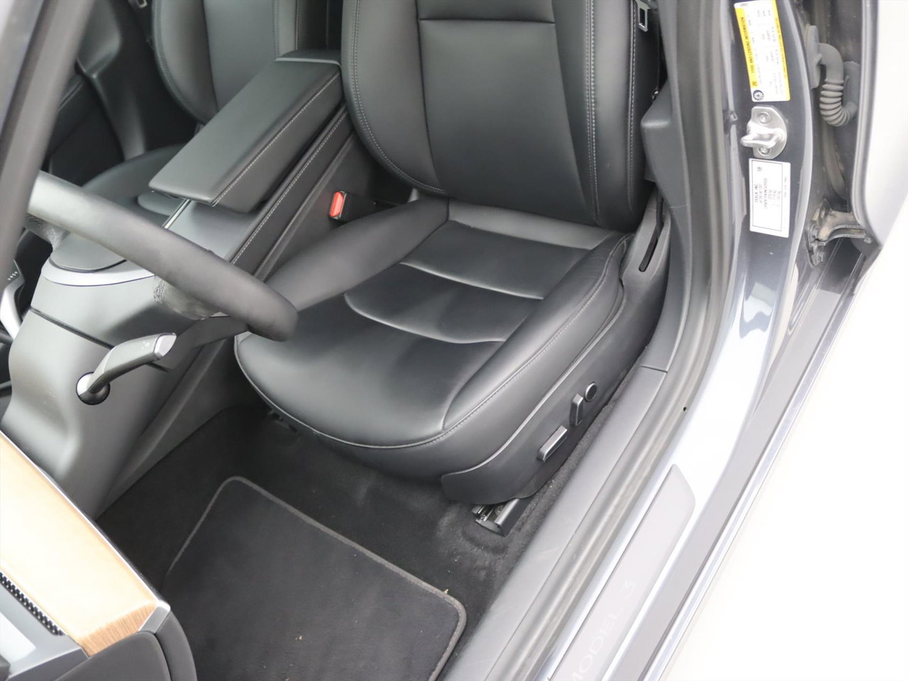 Tesla Model 3 Long-Range AWD 351pk 75 kWh 93.8% SoH UPGRADE [ RYZEN AMD+WARMTEPOMP+AUTOPILOT+PREMIUM AUDIO ] 24