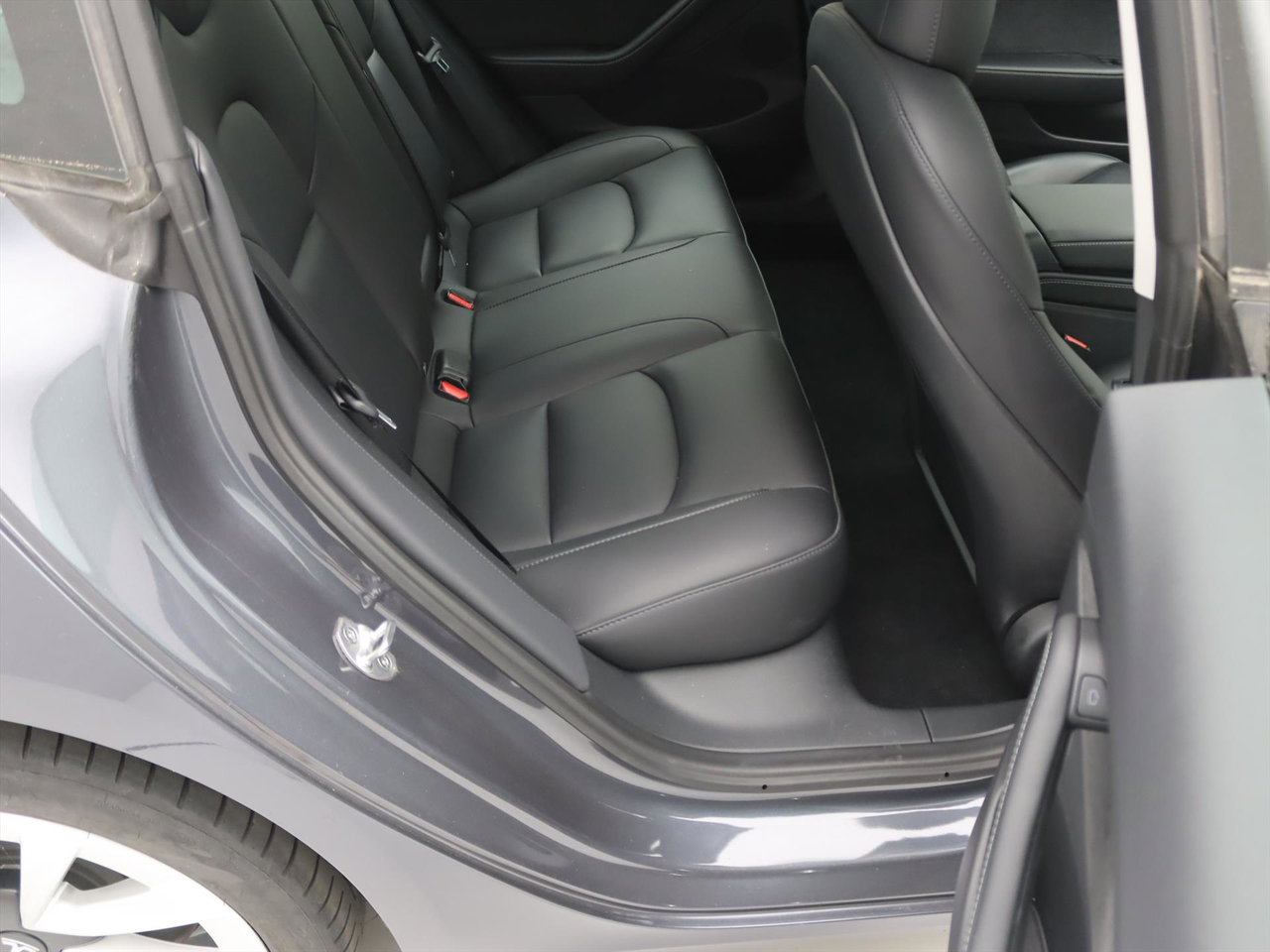Tesla Model 3 Long-Range AWD 351pk 75 kWh 93.8% SoH UPGRADE [ RYZEN AMD+WARMTEPOMP+AUTOPILOT+PREMIUM AUDIO ] 14